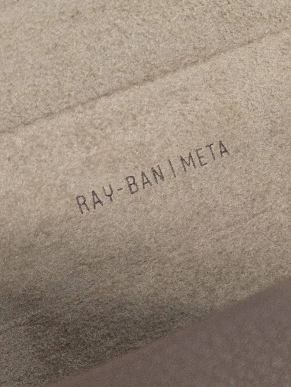 Ray-Ban GENUINE META GLASSES Charger Case
